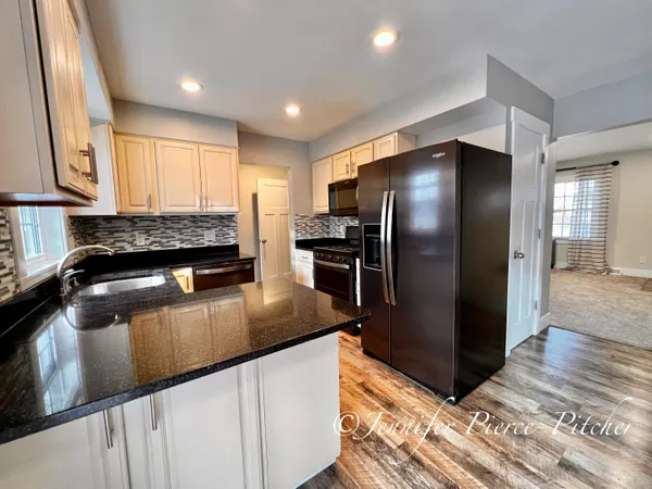 $419,999 | 7439 Eastlane Avenue, Jenison, MI 49428