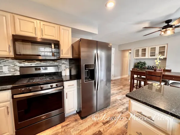 $419,999 | 7439 Eastlane Avenue, Jenison, MI 49428