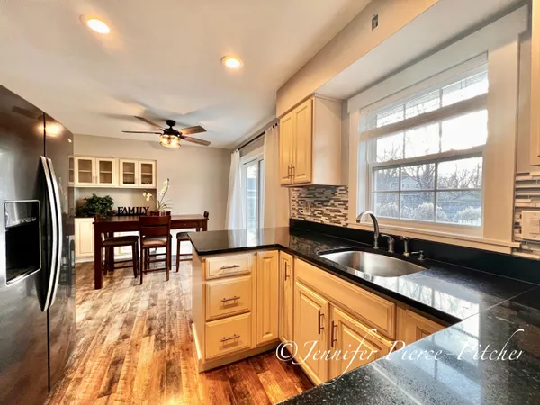 $419,999 | 7439 Eastlane Avenue, Jenison, MI 49428