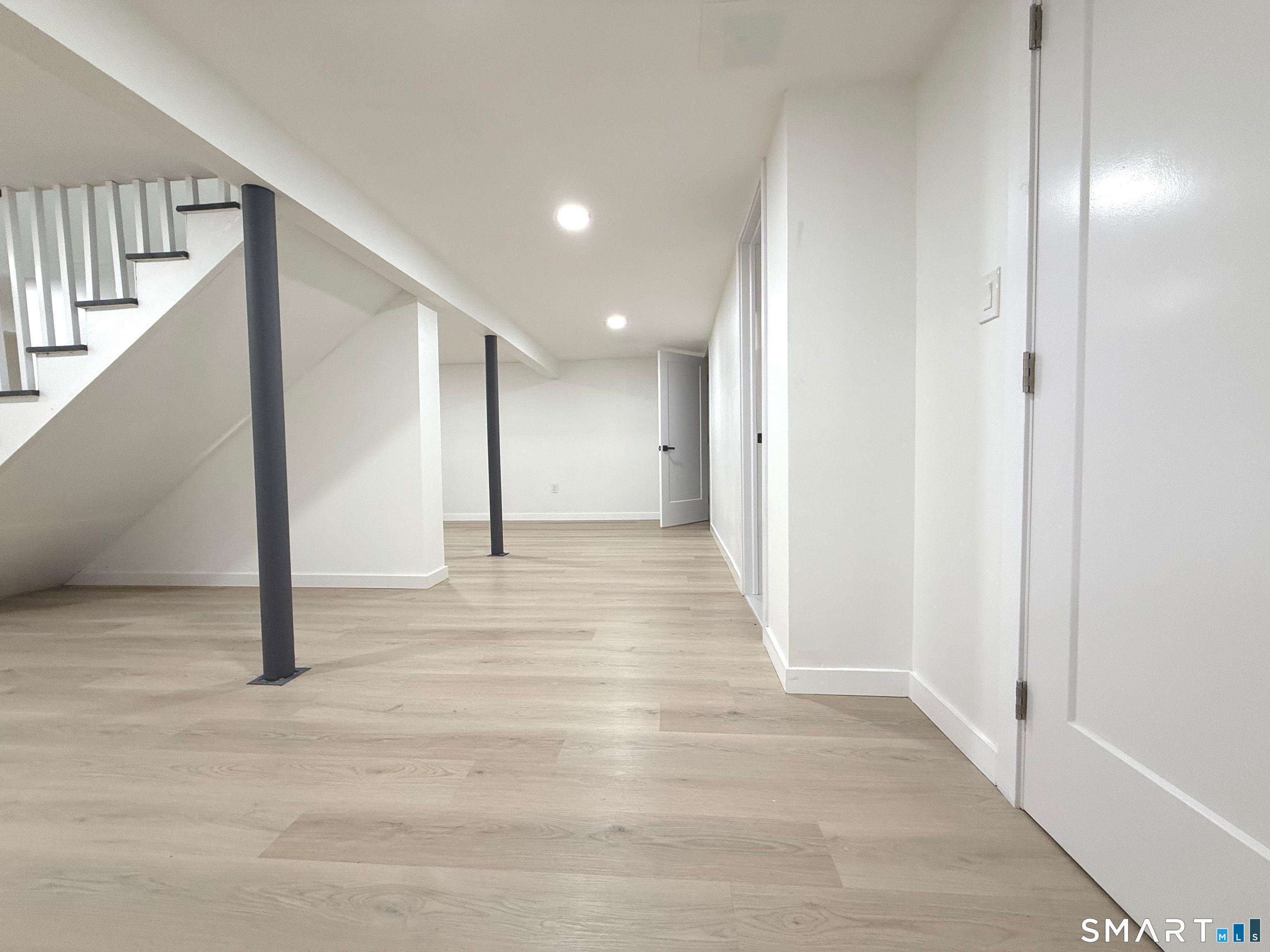 275 Dayton Road Trumbull, CT 06611 - Photo 16 of 26