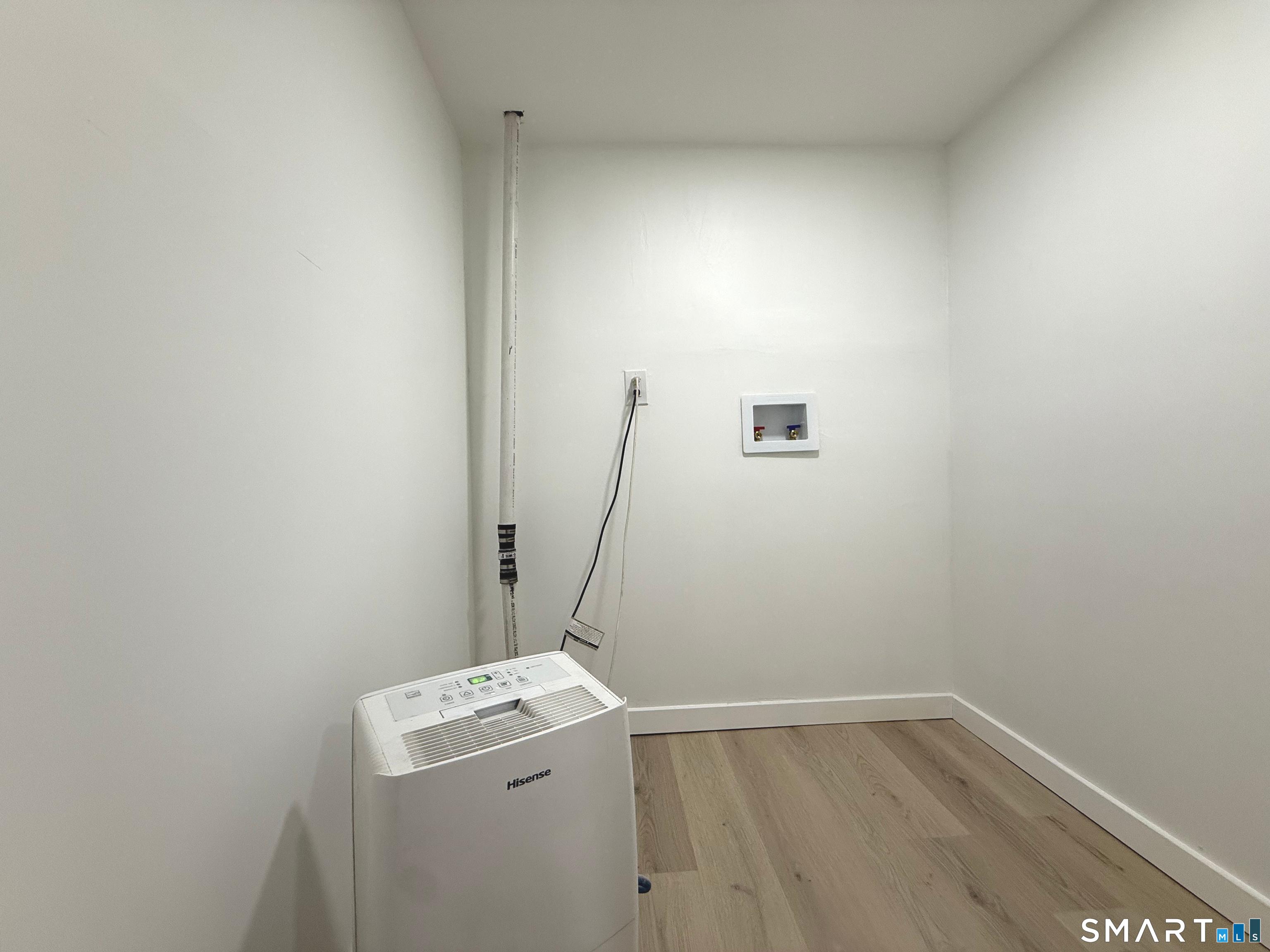 275 Dayton Road Trumbull, CT 06611 - Photo 23 of 26