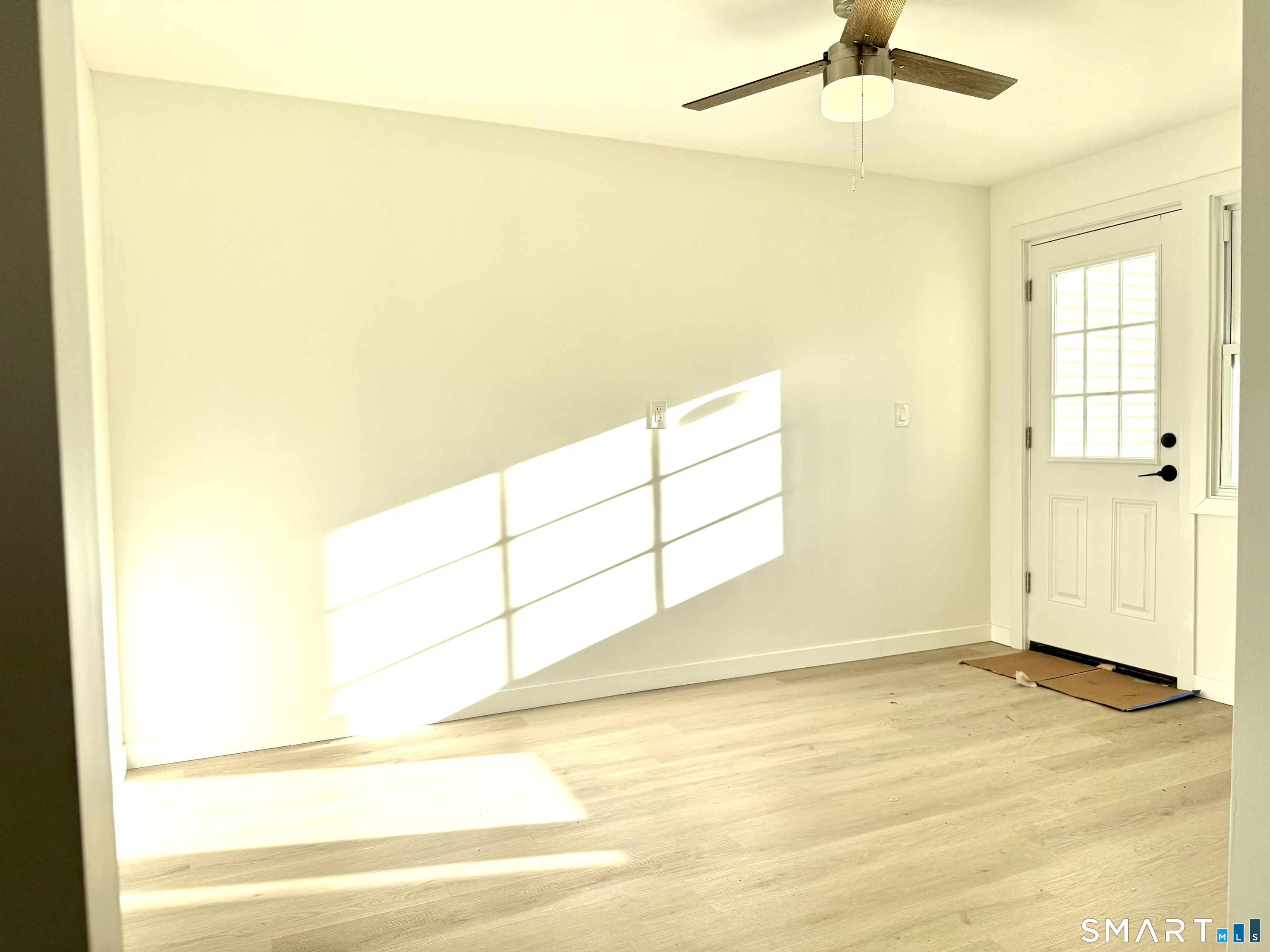 275 Dayton Road Trumbull, CT 06611 - Photo 5 of 26