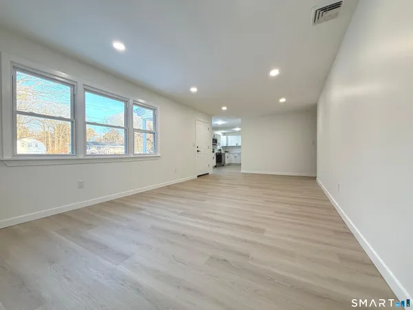 $4,500 | 275 Dayton Road, Trumbull, CT 06611