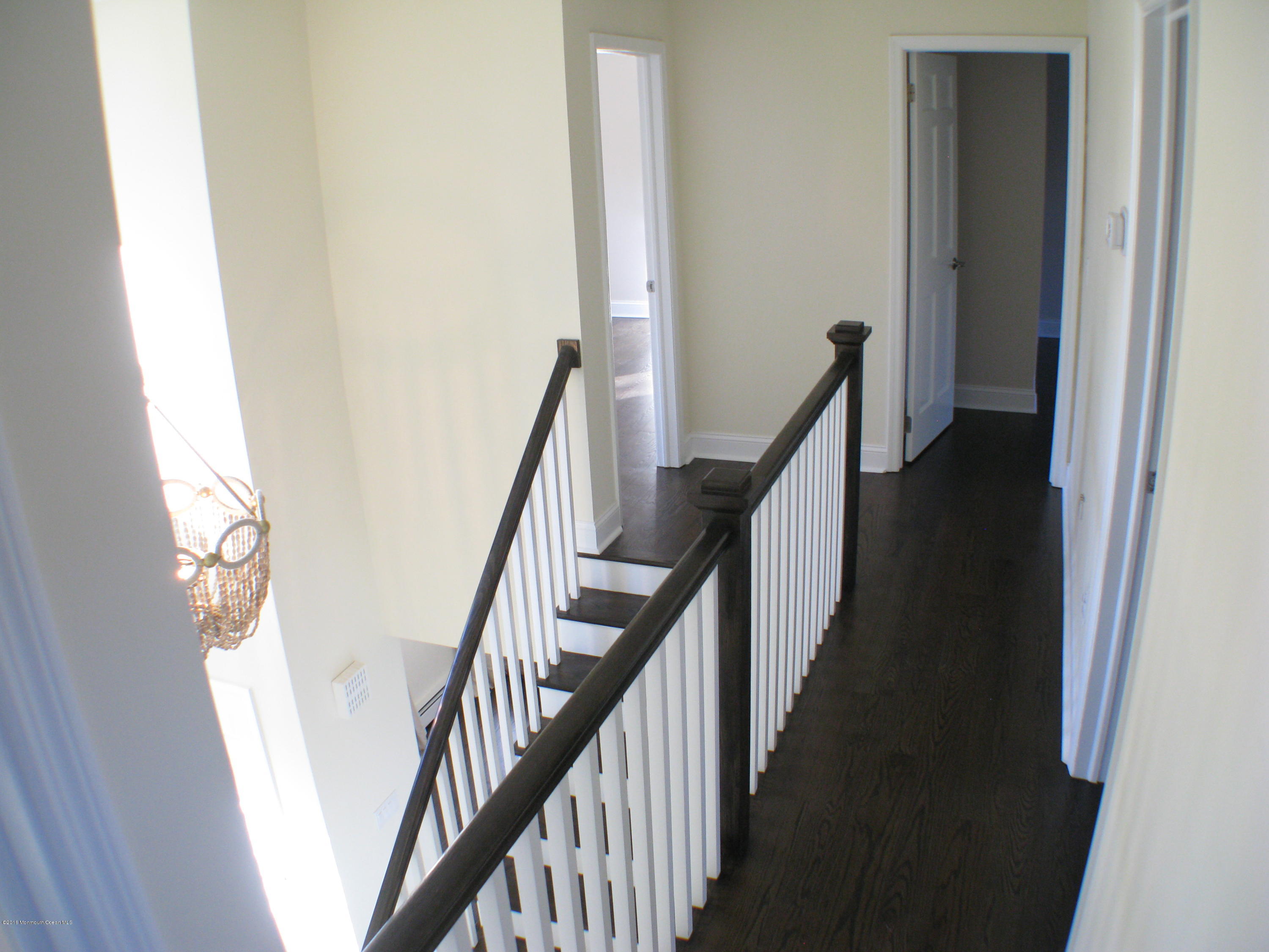 2560 River Road Manasquan, NJ 08736 - Photo 17 of 32 2ndflrhall