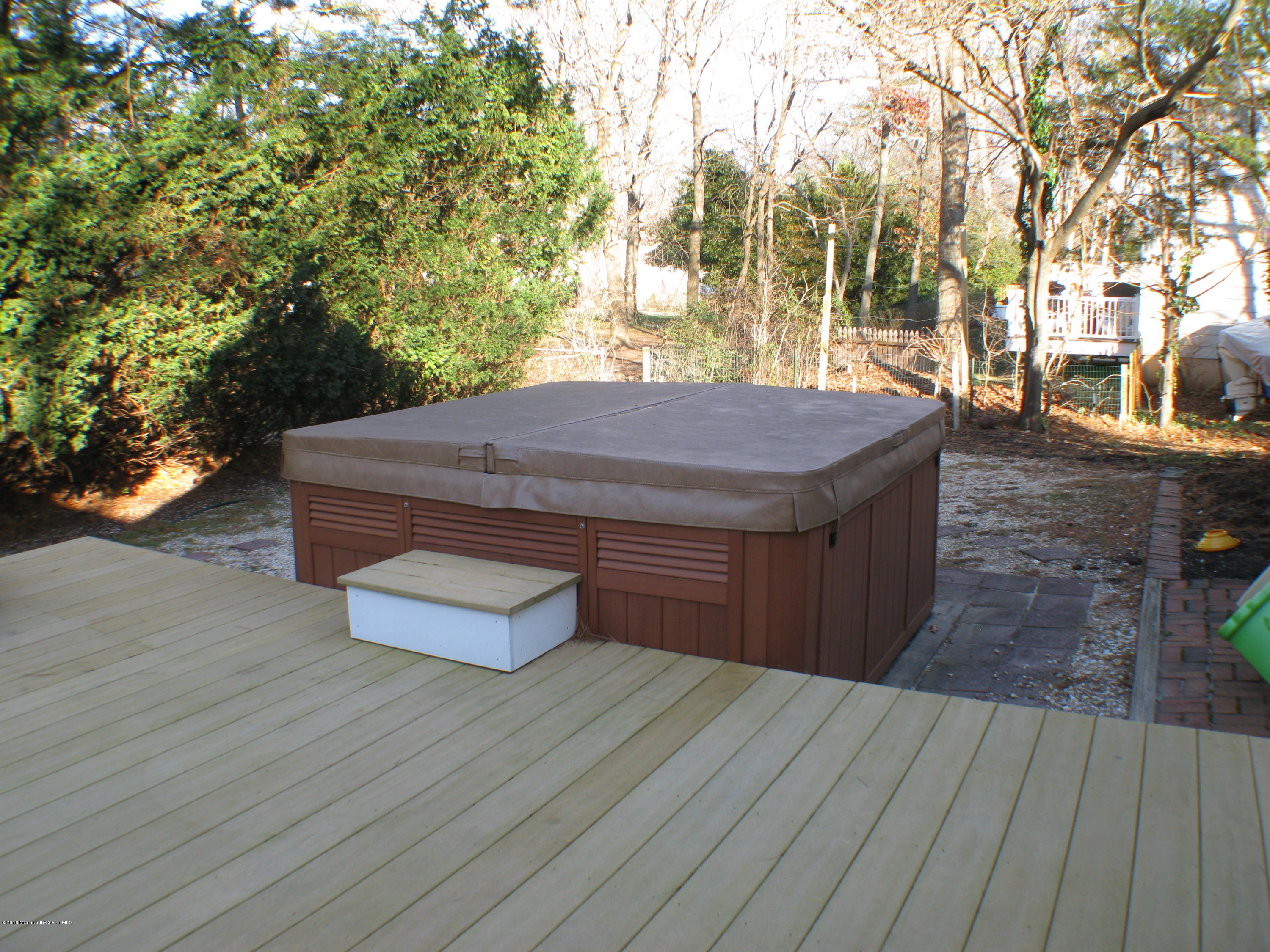 2560 River Road Manasquan, NJ 08736 - Photo 32 of 32 Hottub