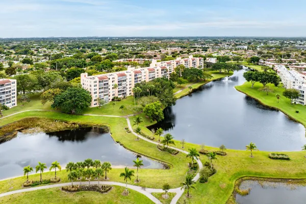 $1,850 | 14623 Bonaire Boulevard, Unit 602, Delray Beach, FL 33446