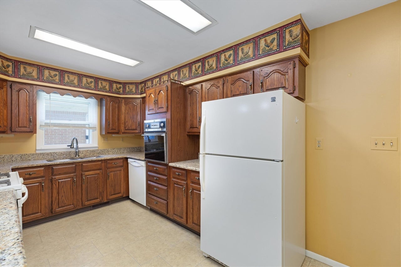 854 Vanderpool Avenue Troy, MI 48083 - Photo 18 of 42 Gallery Image 18
