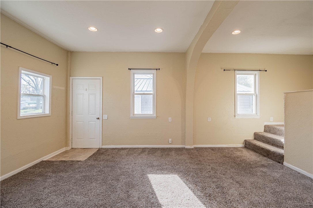 669 North Carolina Avenue Decatur, IL 62522 - Photo 9 of 18
