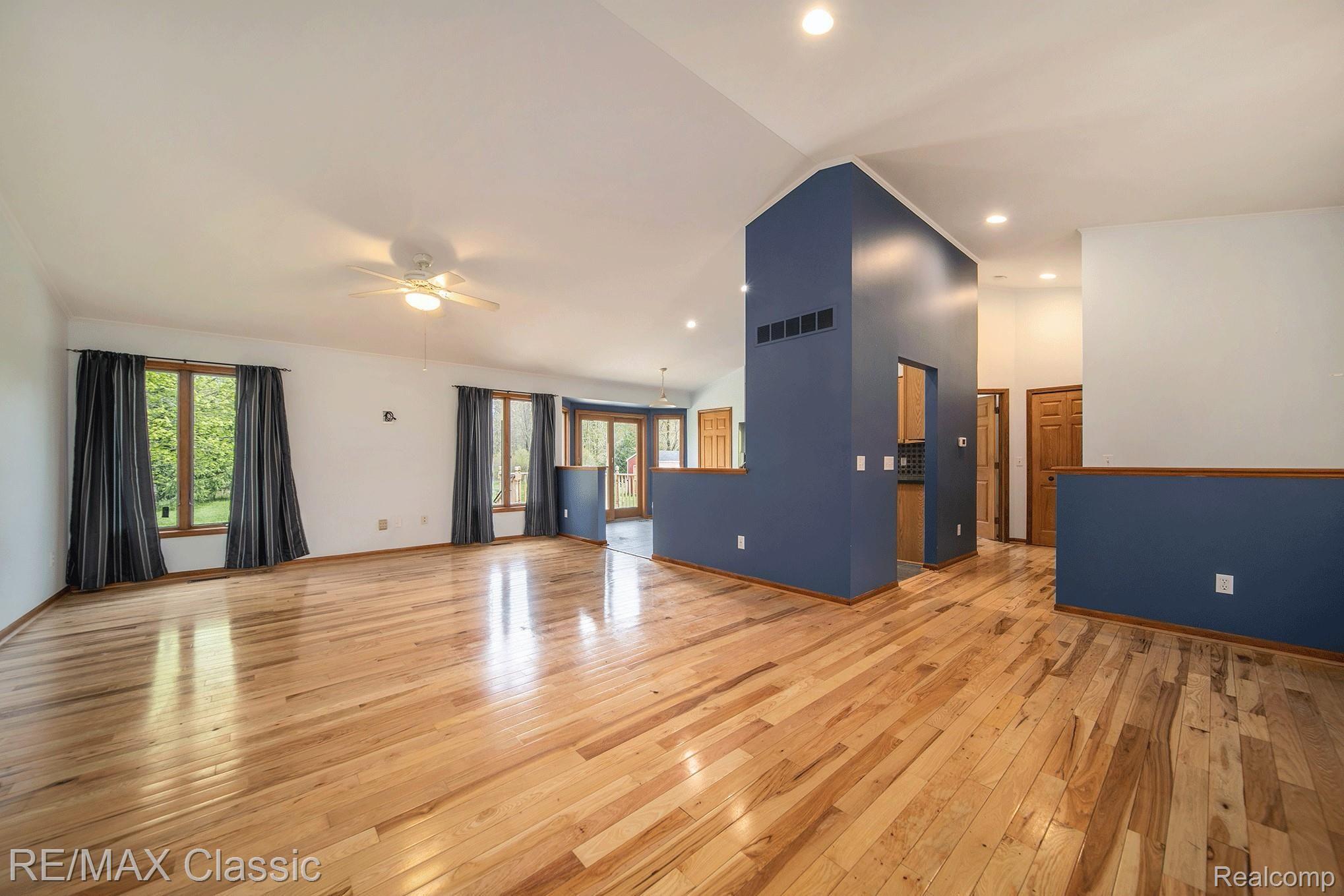 5406 Argentine Road Howell, MI 48855 - Photo 9 of 32 5406-Argentine_22.gif