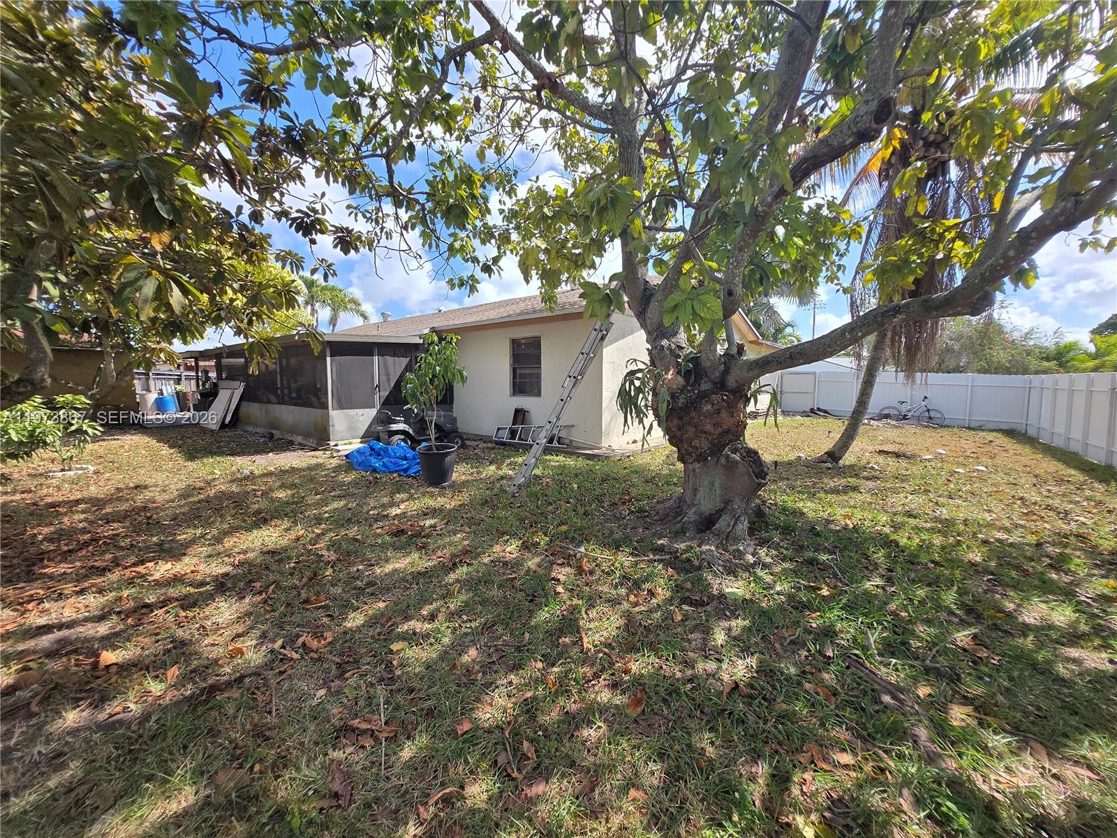 13377 Southwest 46th Lane Miami, FL 33175 - Photo 12 of 25