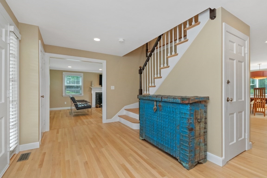 159 Oxbow Road Needham, MA 02492 - Photo 2 of 32 Gallery Image 2