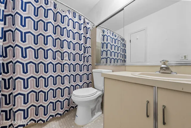 $525,000 | 99 Woodmere Drive, Unit 705, Parlin, NJ 08859