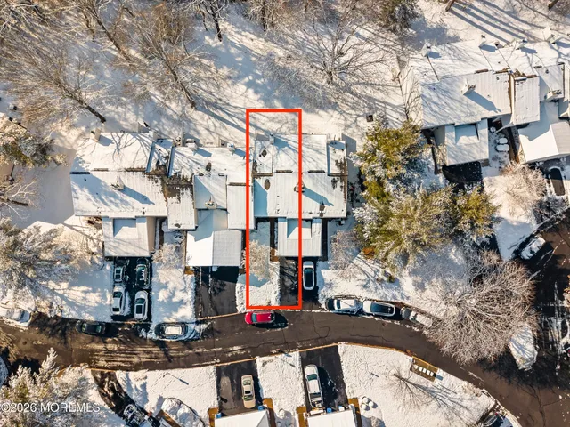 $525,000 | 99 Woodmere Drive, Unit 705, Parlin, NJ 08859