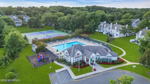 $525,000 | 99 Woodmere Drive, Unit 705, Parlin, NJ 08859