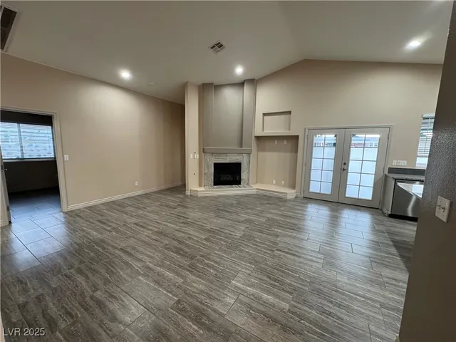 $2,000 | 2503 Hollow Oak Avenue, North Las Vegas, NV 89031