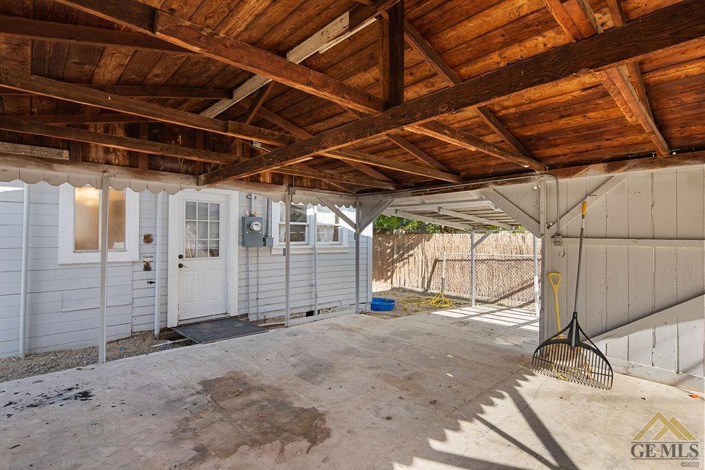 327 E Street Taft, CA 93268 - Photo 17 of 23