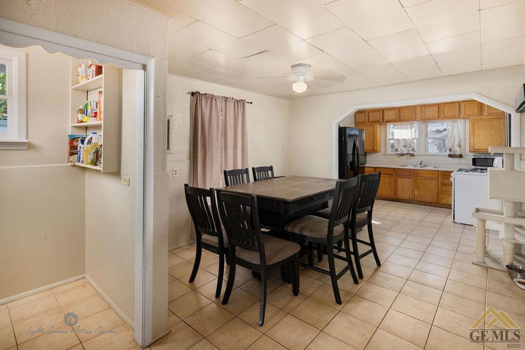 327 E Street Taft, CA 93268 - Photo 8 of 23