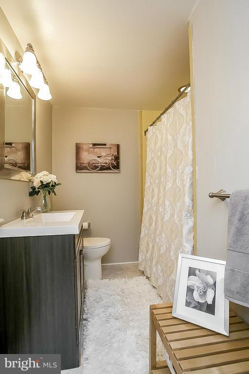 8321 Beryl Road Baltimore, MD 21234 - Photo 18 of 29 Full Bath