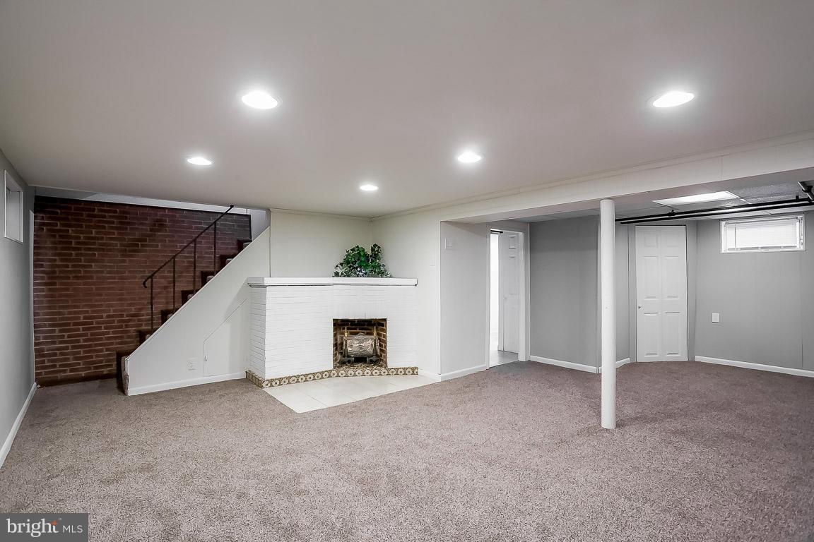 8321 Beryl Road Baltimore, MD 21234 - Photo 21 of 29 Club Room