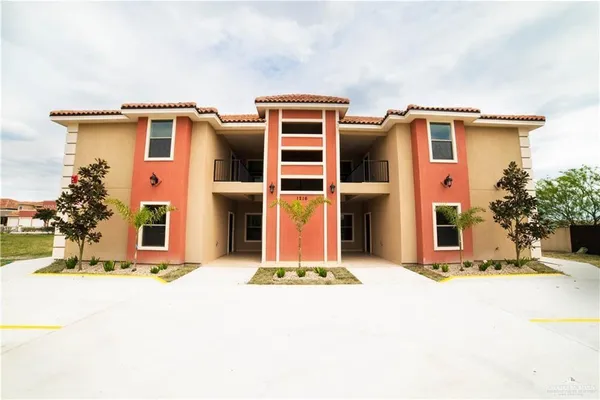 $1,200 | 3013 South L Street, Unit D, McAllen, TX 78503