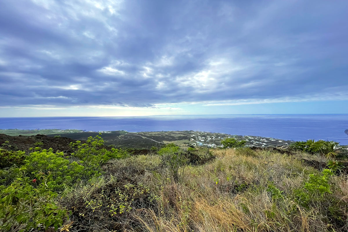 4 Milolii Road Captain Cook, HI 96704 - Photo 15 of 21 a view of an ocean