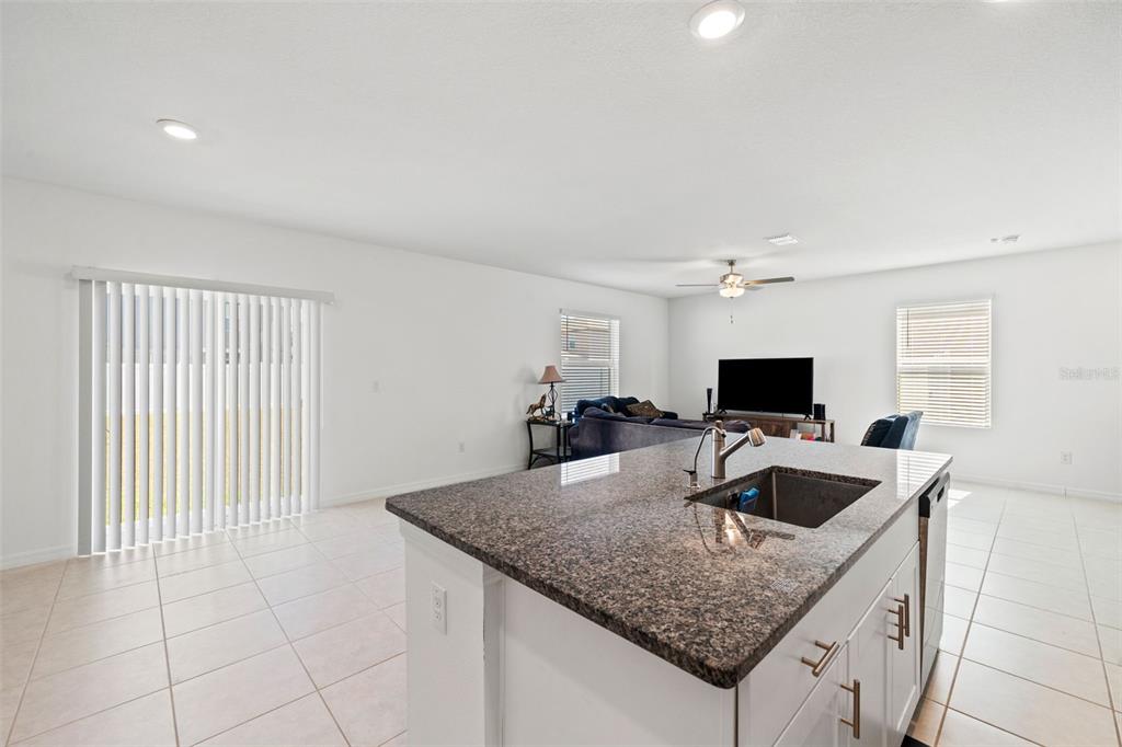 156 Rose Bud Ln Spring Hill Spring Hill, FL 34609 - Photo 10 of 51