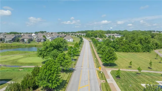 $469,000 | 4925 146th Street, Basehor, KS 66007