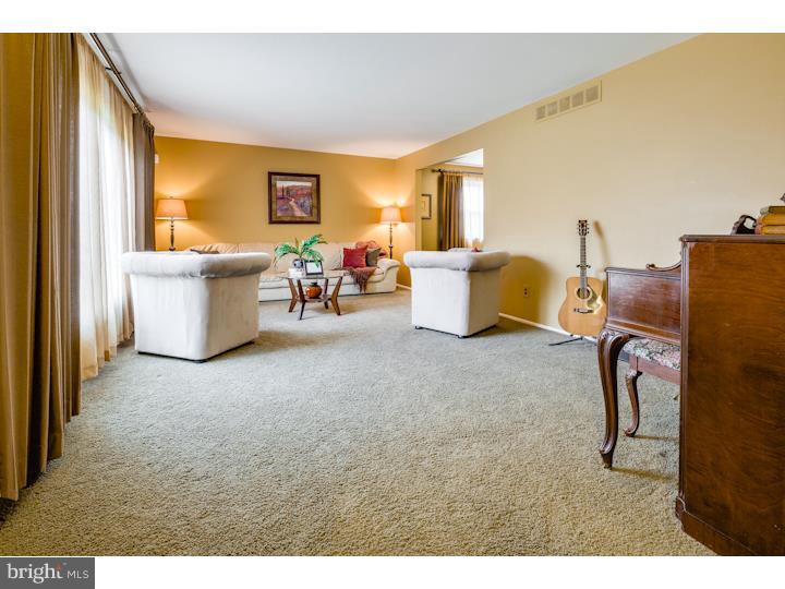 4 Banner Road Cherry Hill, NJ 08003 - Photo 3 of 24