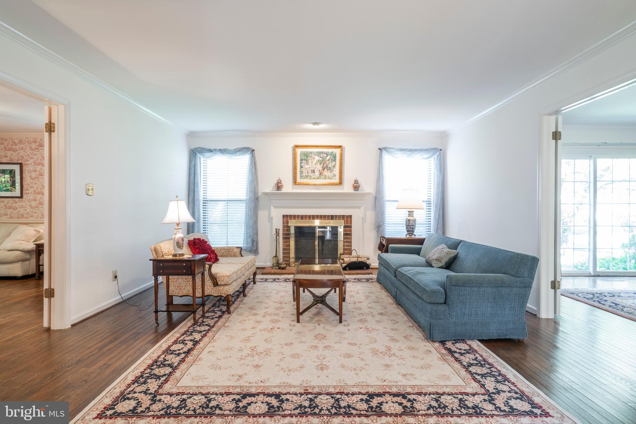 14 Highfield Lane Wayne, PA 19087 - Photo 12 of 42 Living Room