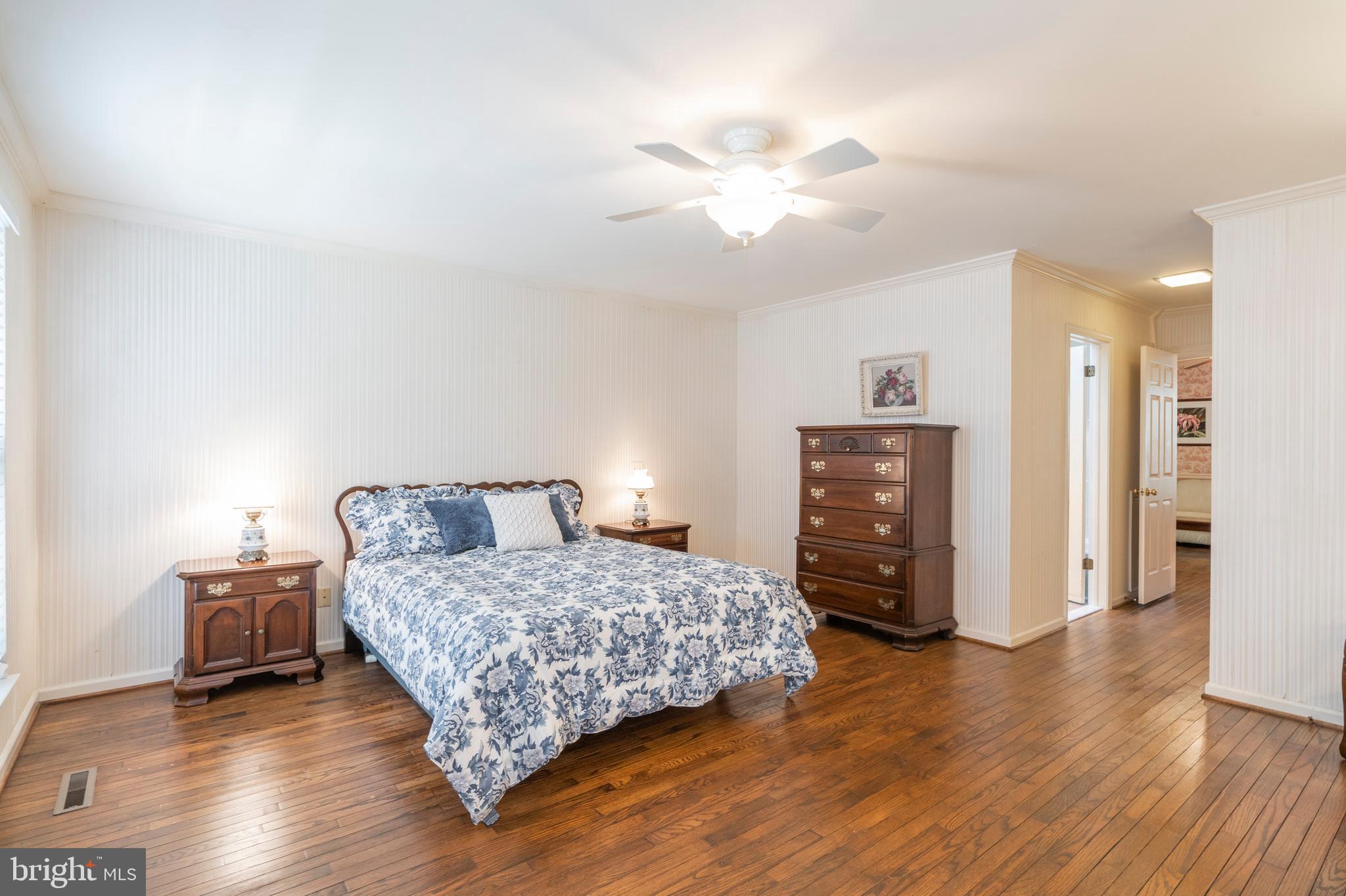 14 Highfield Lane Wayne, PA 19087 - Photo 22 of 42 1st Floor Master Bedroom