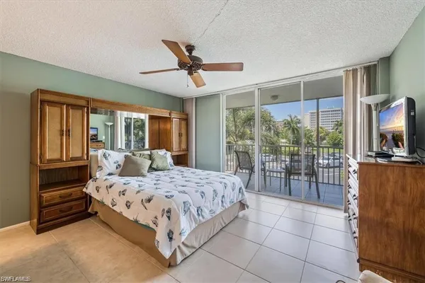 $5,500 | 3 Bluebill Avenue, Unit 207, Naples, FL 34108