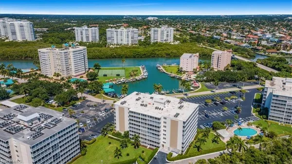 $5,500 | 3 Bluebill Avenue, Unit 207, Naples, FL 34108