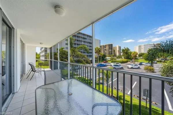 $5,500 | 3 Bluebill Avenue, Unit 207, Naples, FL 34108