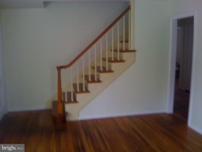 12102 Judson Road Silver Spring, MD 20902 - Photo 5 of 20 Interior (General)