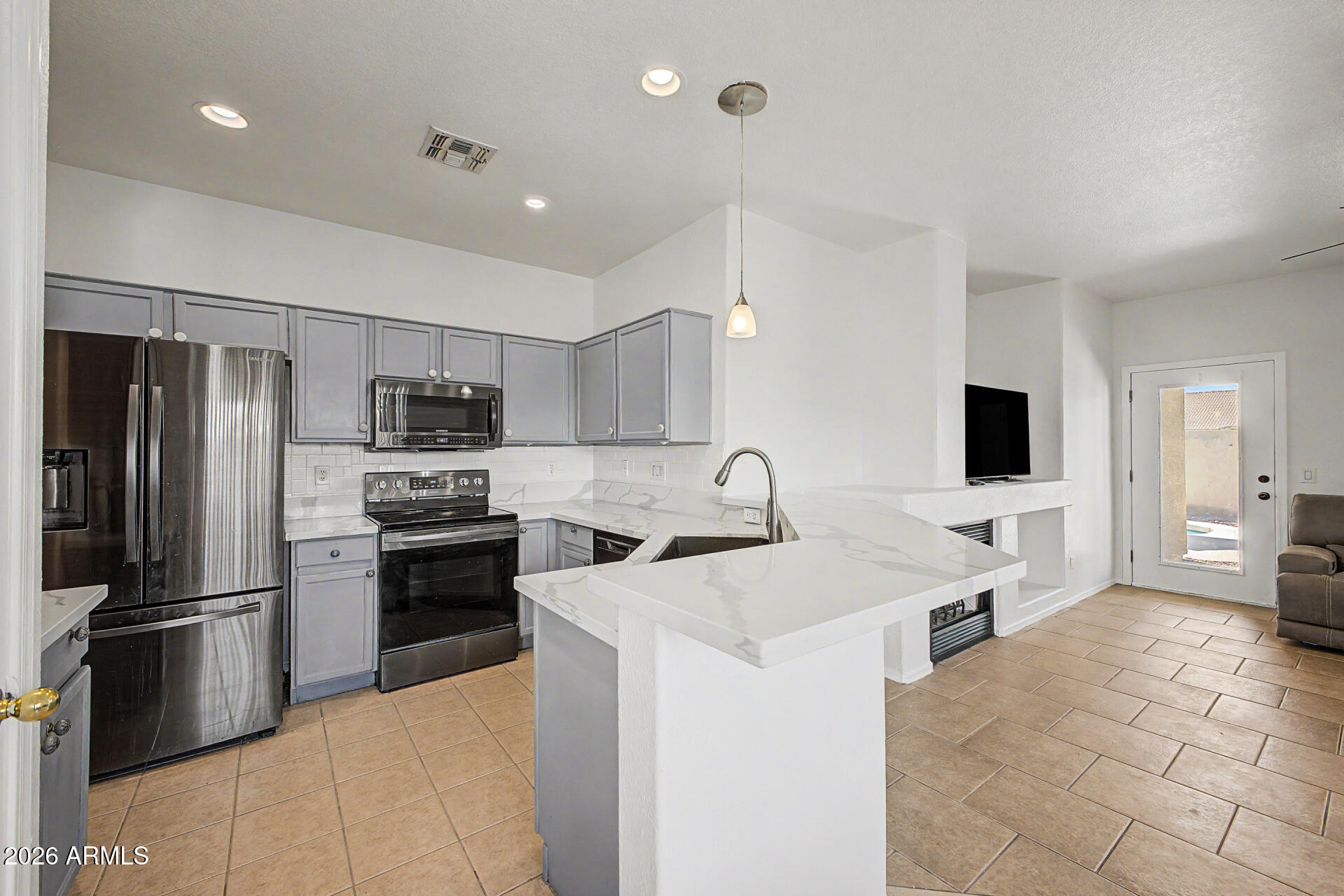 3742 East Sandy Way Gilbert, AZ 85297 - Photo 17 of 45
