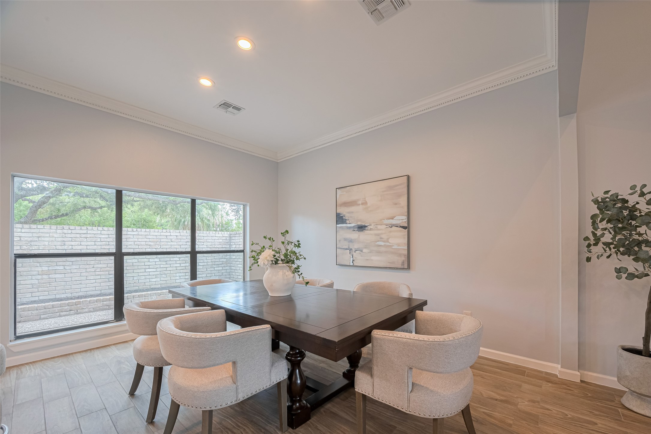 15600 Barkers Landing Road, Unit 20 Houston, TX 77079 - Photo 21 of 49 Big windows on both sides of the house brings so much natural light in.