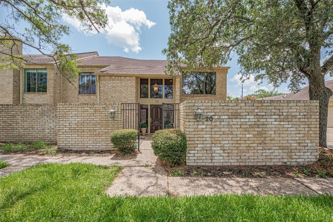 15600 Barkers Landing Road, Unit 20 Houston, TX 77079 - Photo 47 of 49 Welcome to 15600 Barkers Landing #20. Make your appointment today!