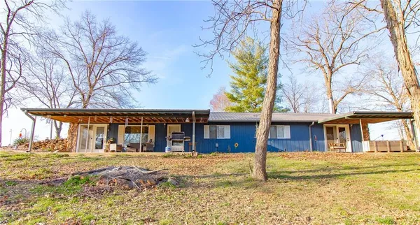 $309,000 | 1150 Southeast 140P, Clinton, MO 64735