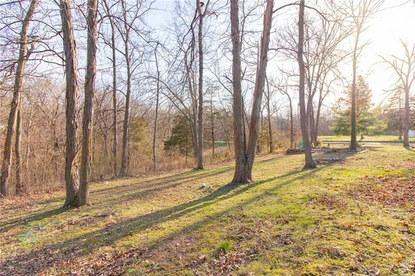 $309,000 | 1150 Southeast 140P, Clinton, MO 64735
