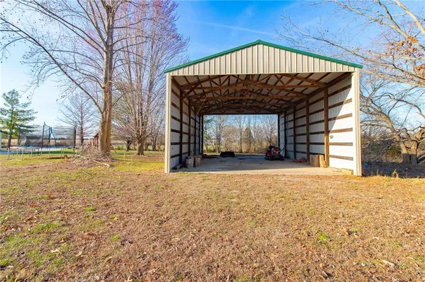 $309,000 | 1150 Southeast 140P, Clinton, MO 64735