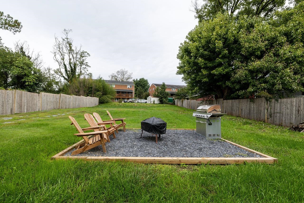 155 Main Street Dayton, VA 22821 - Photo 72 of 75 a view of a garden with an outdoor seating