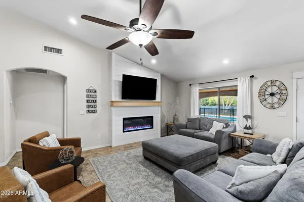 $1,285,000 | 1822 East Lexington Avenue, Gilbert, AZ 85234