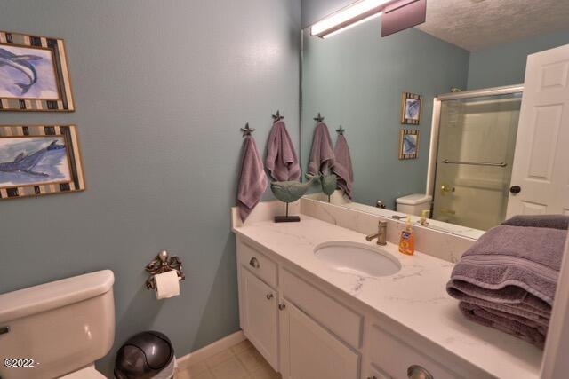 370 Southwest 29th Street Newport, OR 97366 - Photo 14 of 26 Main Bath