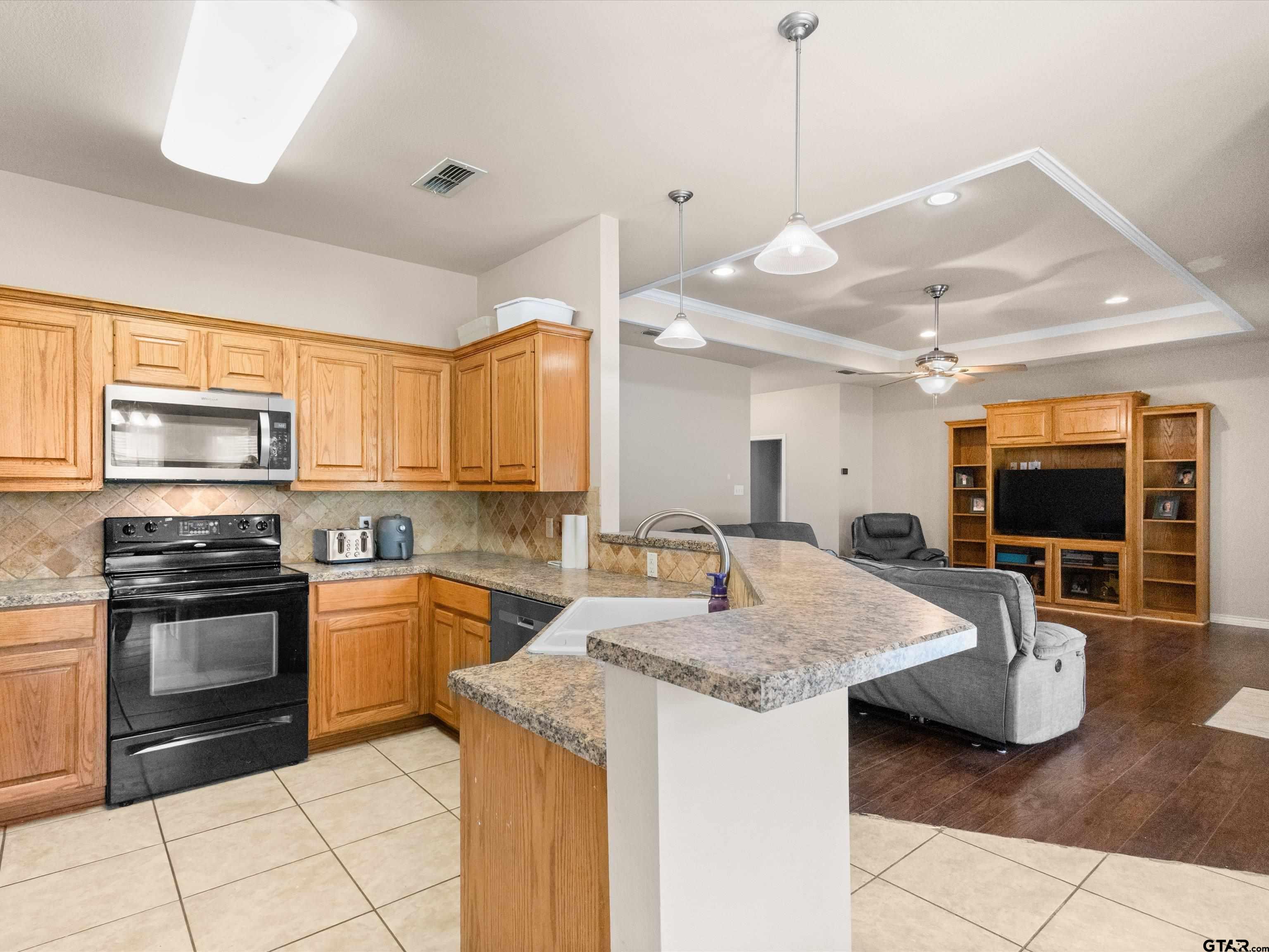 4367 North White Oak Road Gladewater, TX 75647 - Photo 16 of 34