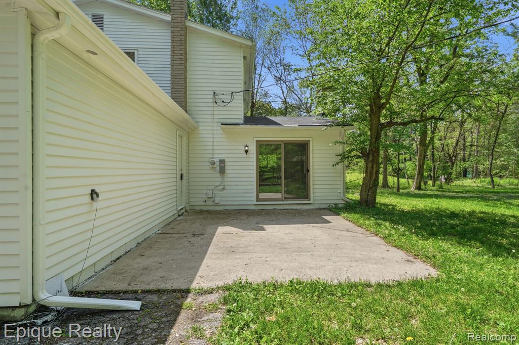 8315 Reese Road Clarkston, MI 48348 - Photo 24 of 29