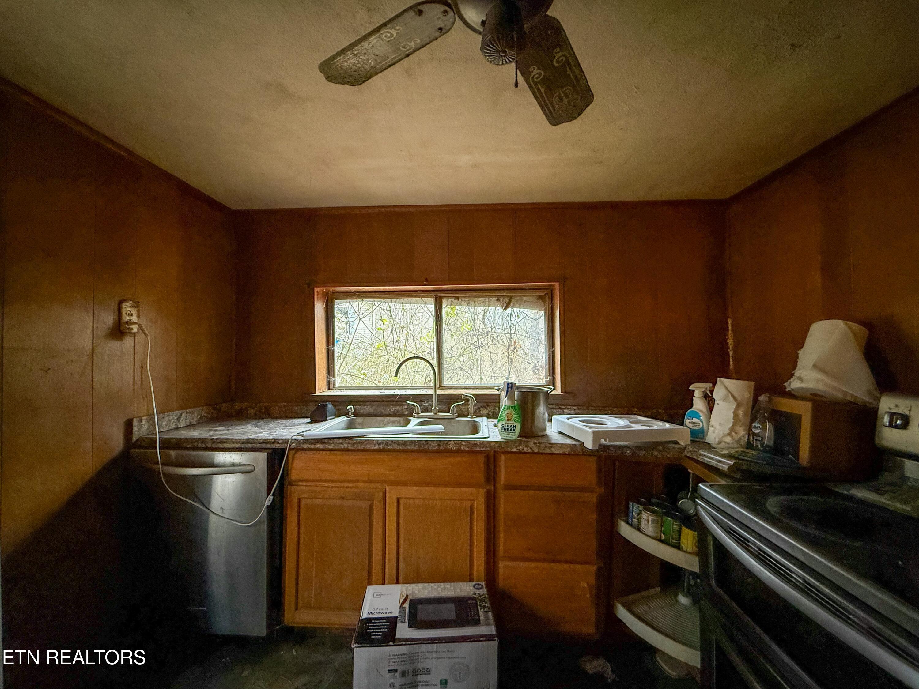 503 Sugar Loaf Road Seymour, TN 37865 - Photo 10 of 28 tempImageahjGZl