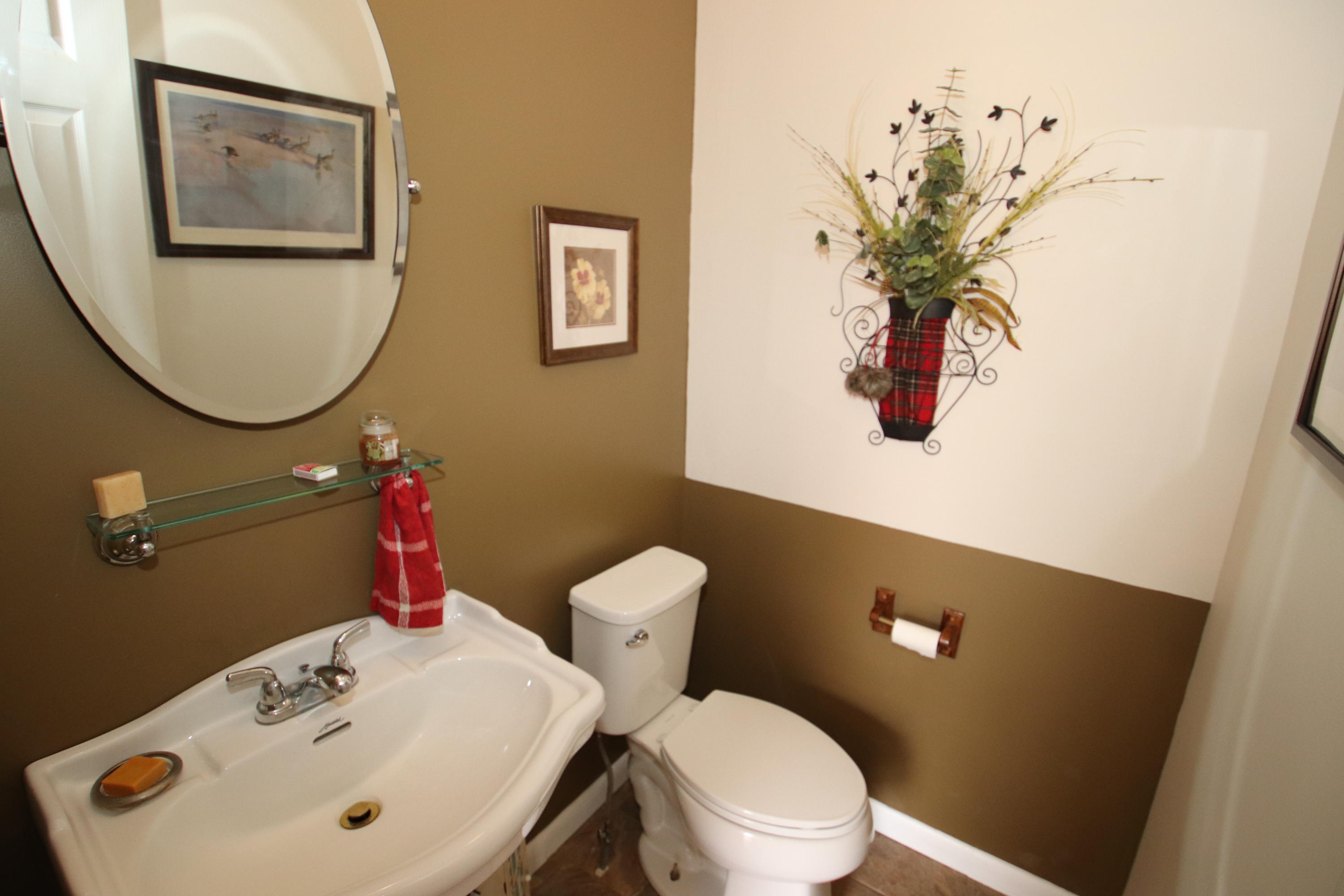 1157 Trough Run Road Moneta, VA 24121 - Photo 25 of 38 Half Bath
