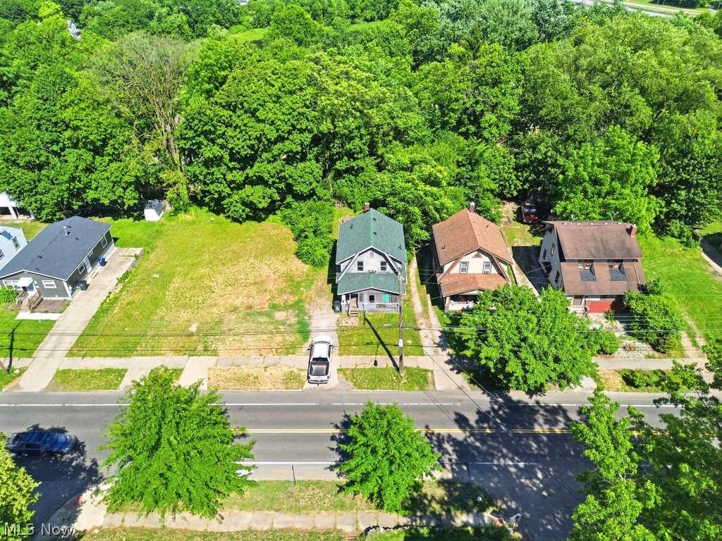 1313 Manchester Road Akron, OH 44307 - Photo 22 of 28