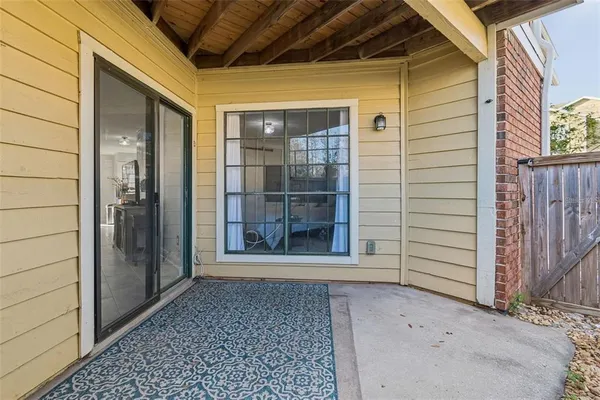 $1,400 | 8742 Mallard Reserve Drive, Unit 105, Tampa, FL 33614