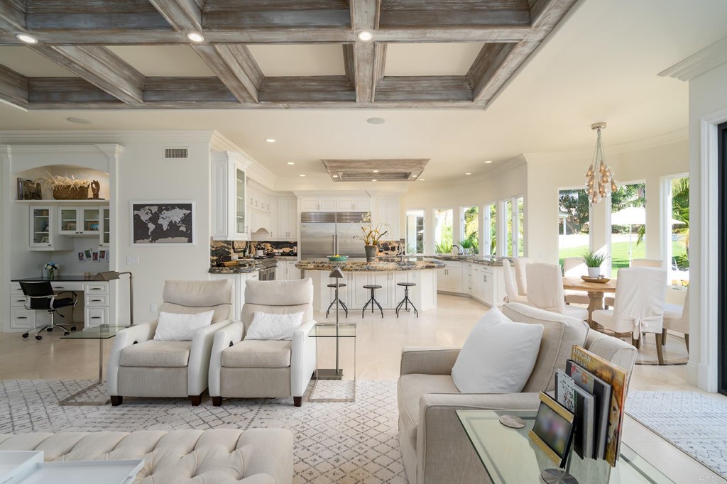 17039 Circa Del Sur Rancho Santa Fe, CA 92067 - Photo 8 of 26